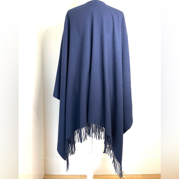 NWT Authentic Moschino Cape in 💯% Lana Merino Extra Fine Wool in Navy - Picture 7 of 10